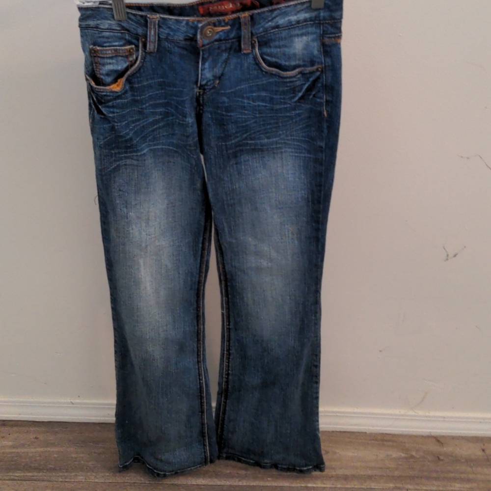 Mudd 5 pocket embroidered jeans